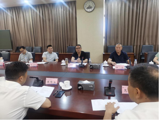 涂亚雄巡视带队开展市级动员中心建设工作调研465.png